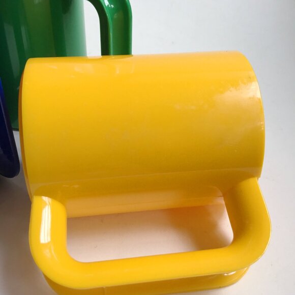 Mid-Century Space Age Ingrid Chicago Multicolor Stacking Picnic Cups Set of 5 - Picture 14 of 15